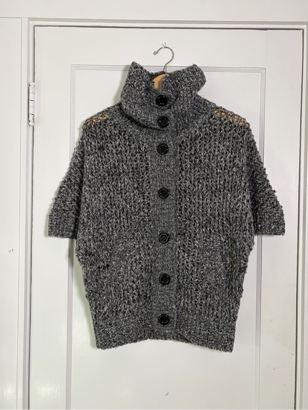 Gray Marled Chunky Knit Short Sleeve Cardigan with Shawl Collar and Pockets